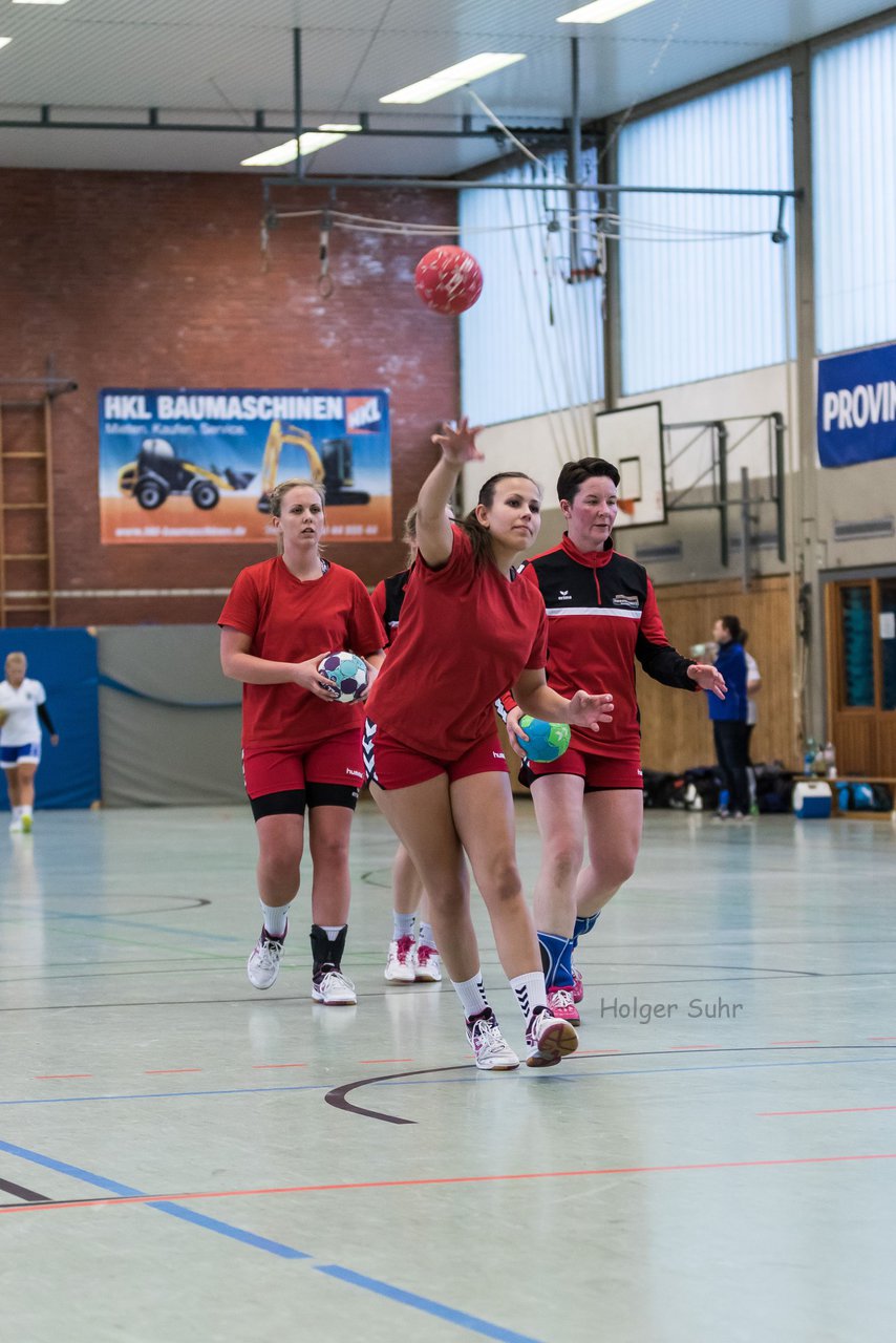 Bild 92 - Frauen Barmstedter TS - Buedelsdorfer TSV : Ergebnis: 26:12